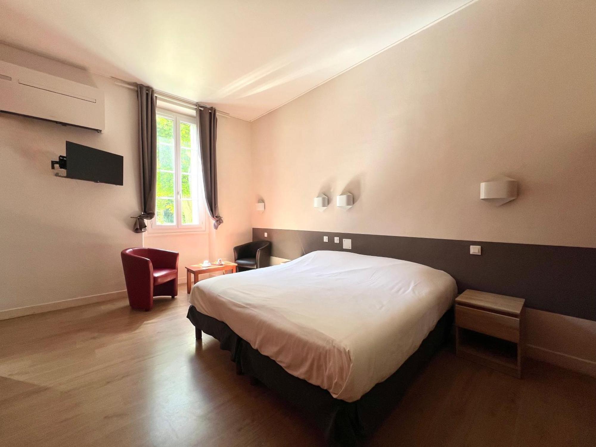 Logis Hotel Restaurant Des Thermes Lamalou-les-Bains Exterior foto