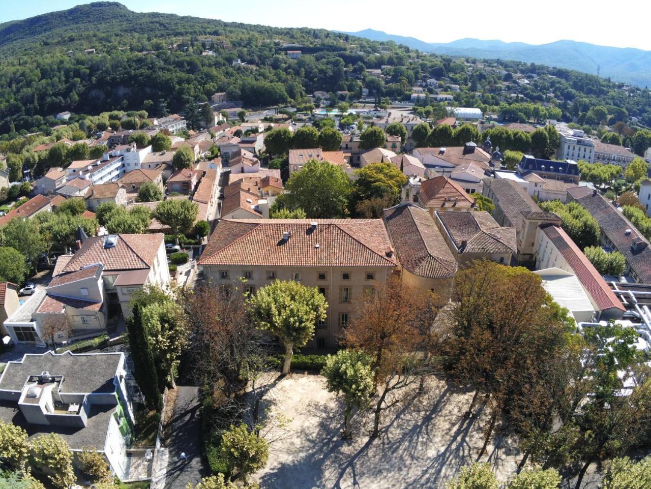 Logis Hotel Restaurant Des Thermes Lamalou-les-Bains Exterior foto